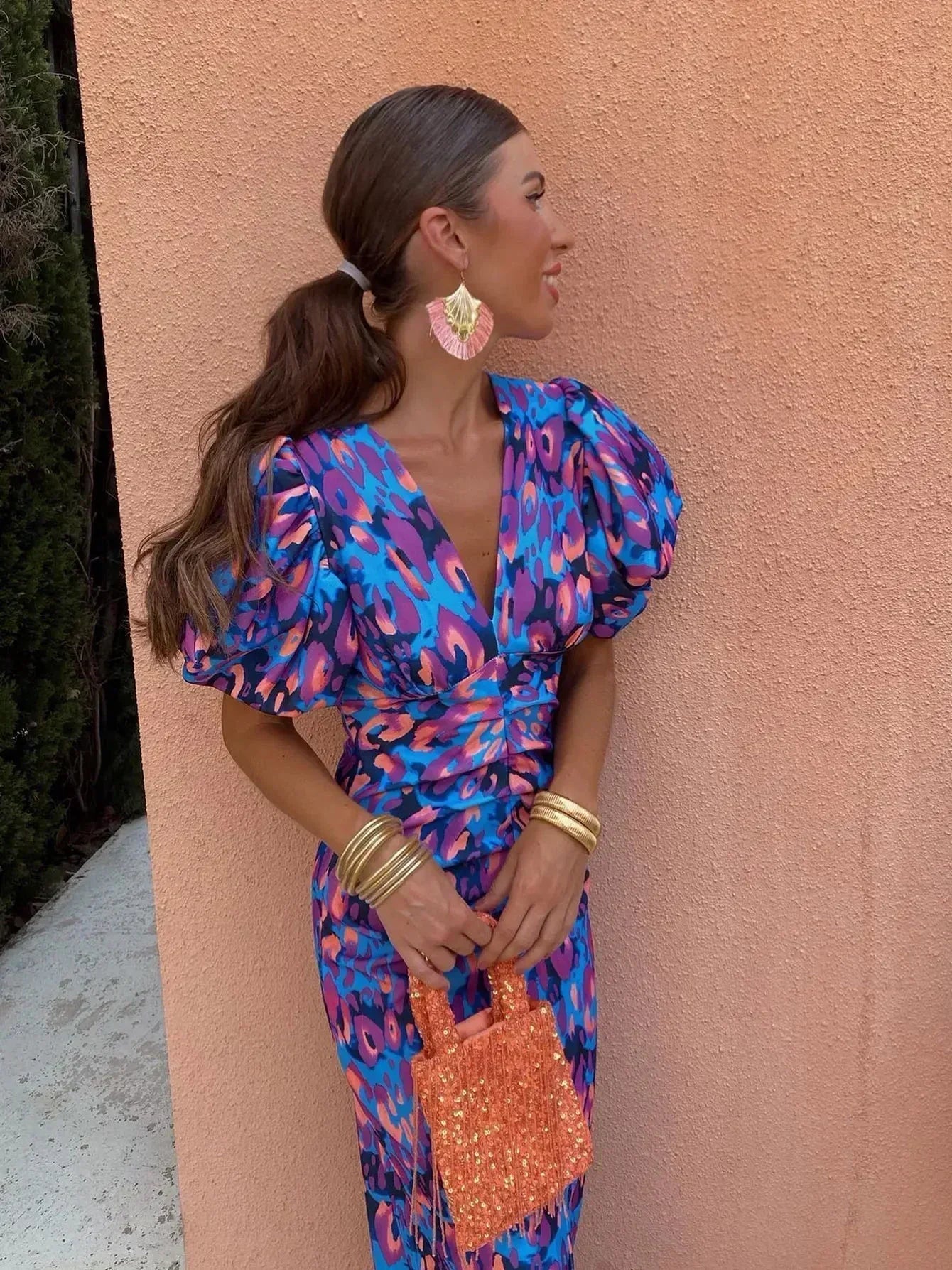 Printed Midi Dress with Puff Sleeves V Neck Fitted Elegant Shape