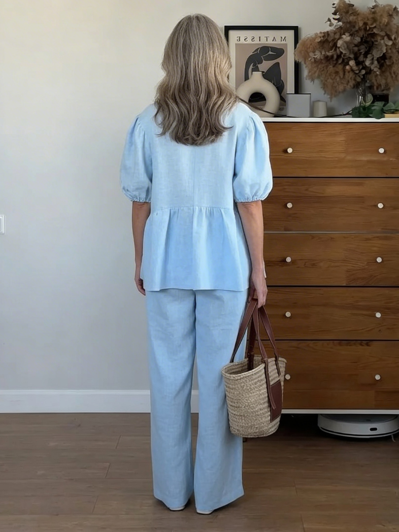 Relaxed Two-Piece Set with Lightweight Fabric and Breathable Fit