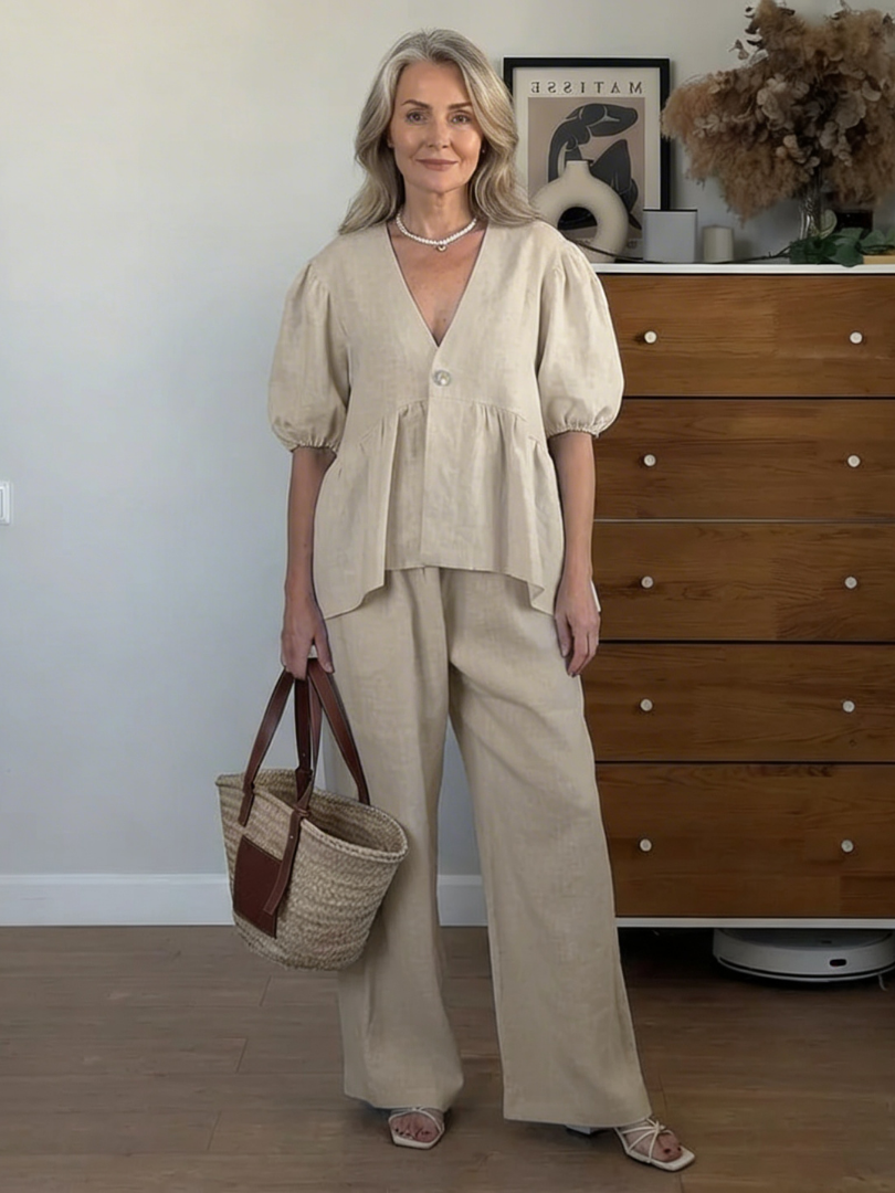 Relaxed Two-Piece Set with Lightweight Fabric and Breathable Fit