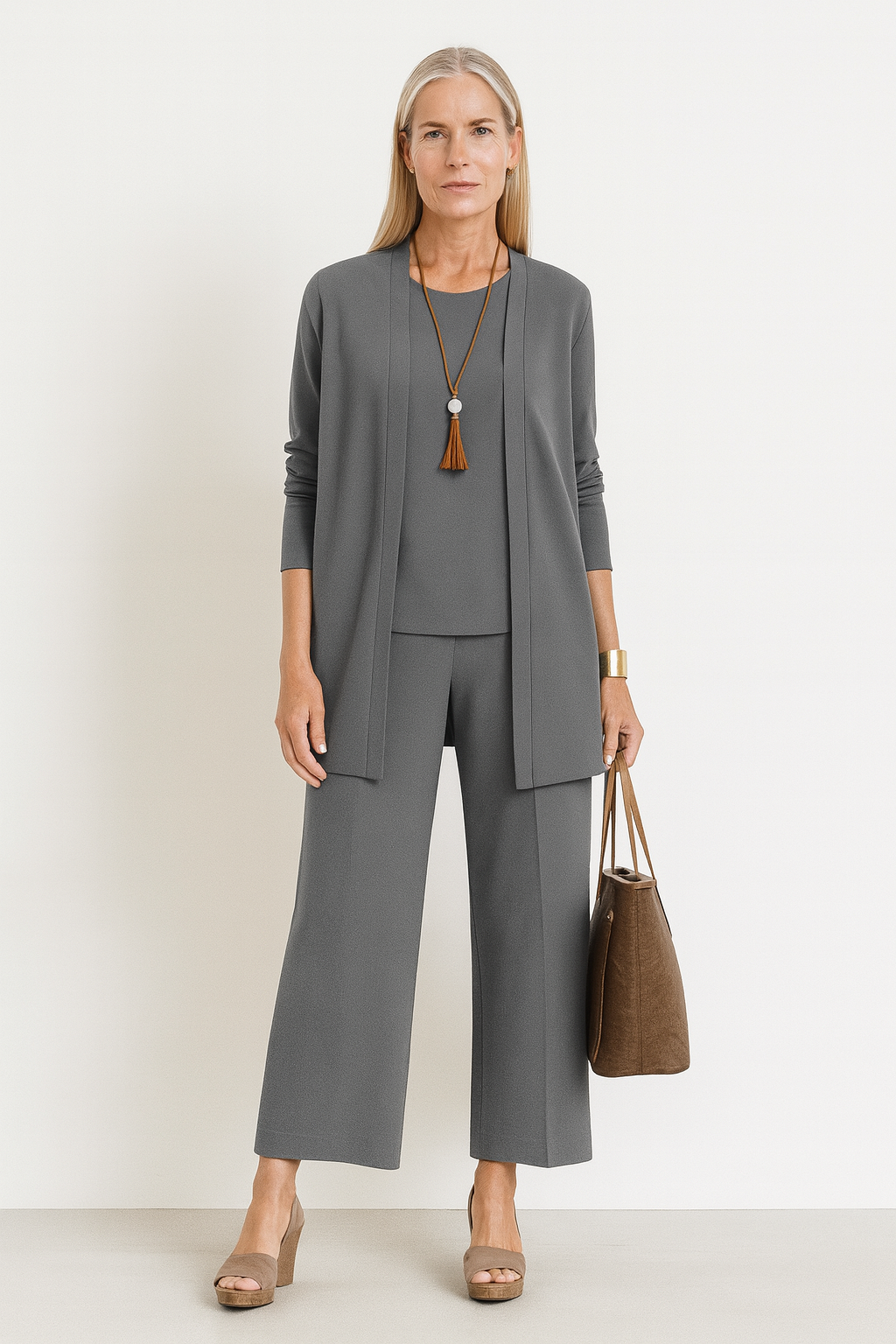 Elegant 3-Piece Set with Comfortable Fit and Versatile Styling