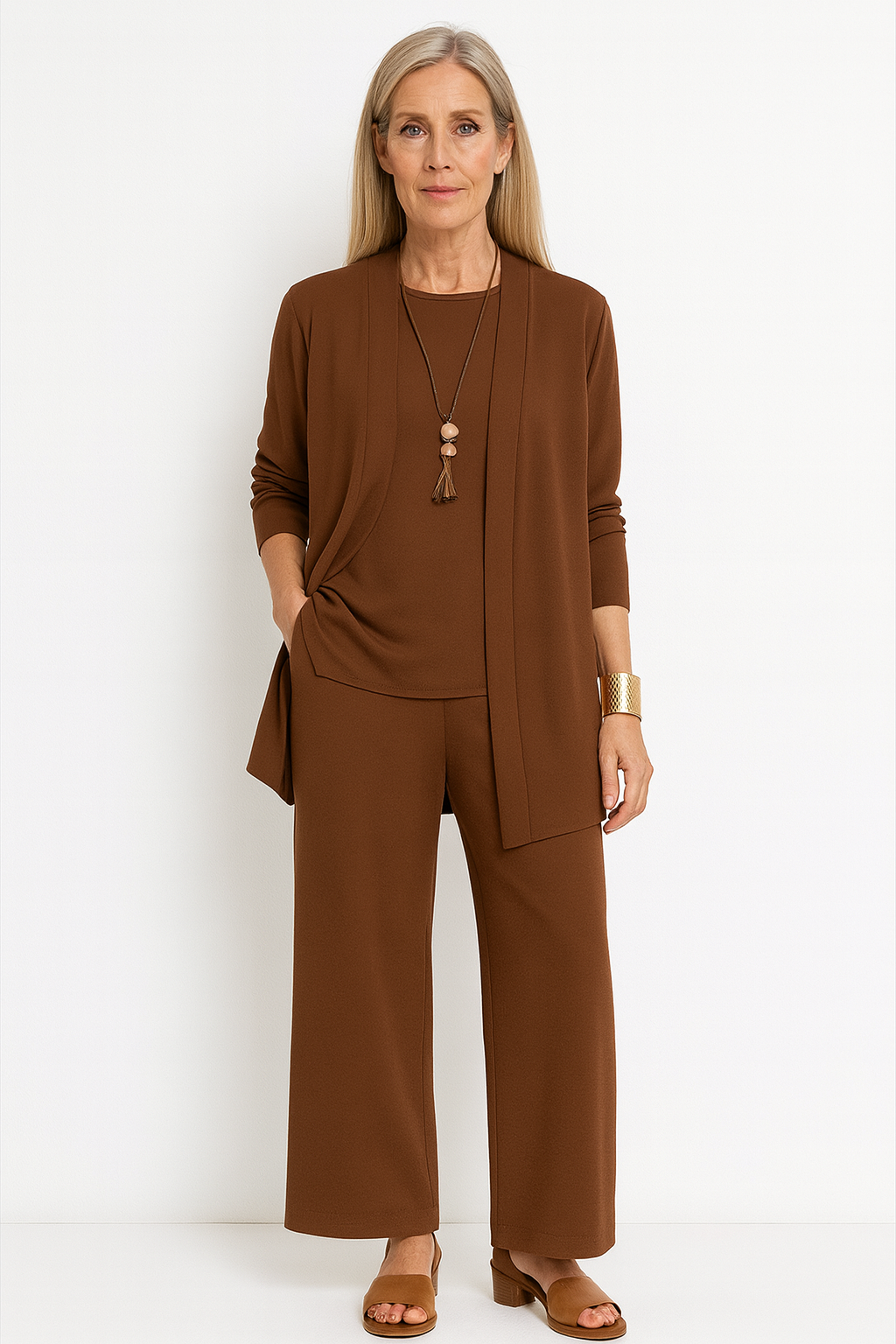 Elegant 3-Piece Set with Comfortable Fit and Versatile Styling