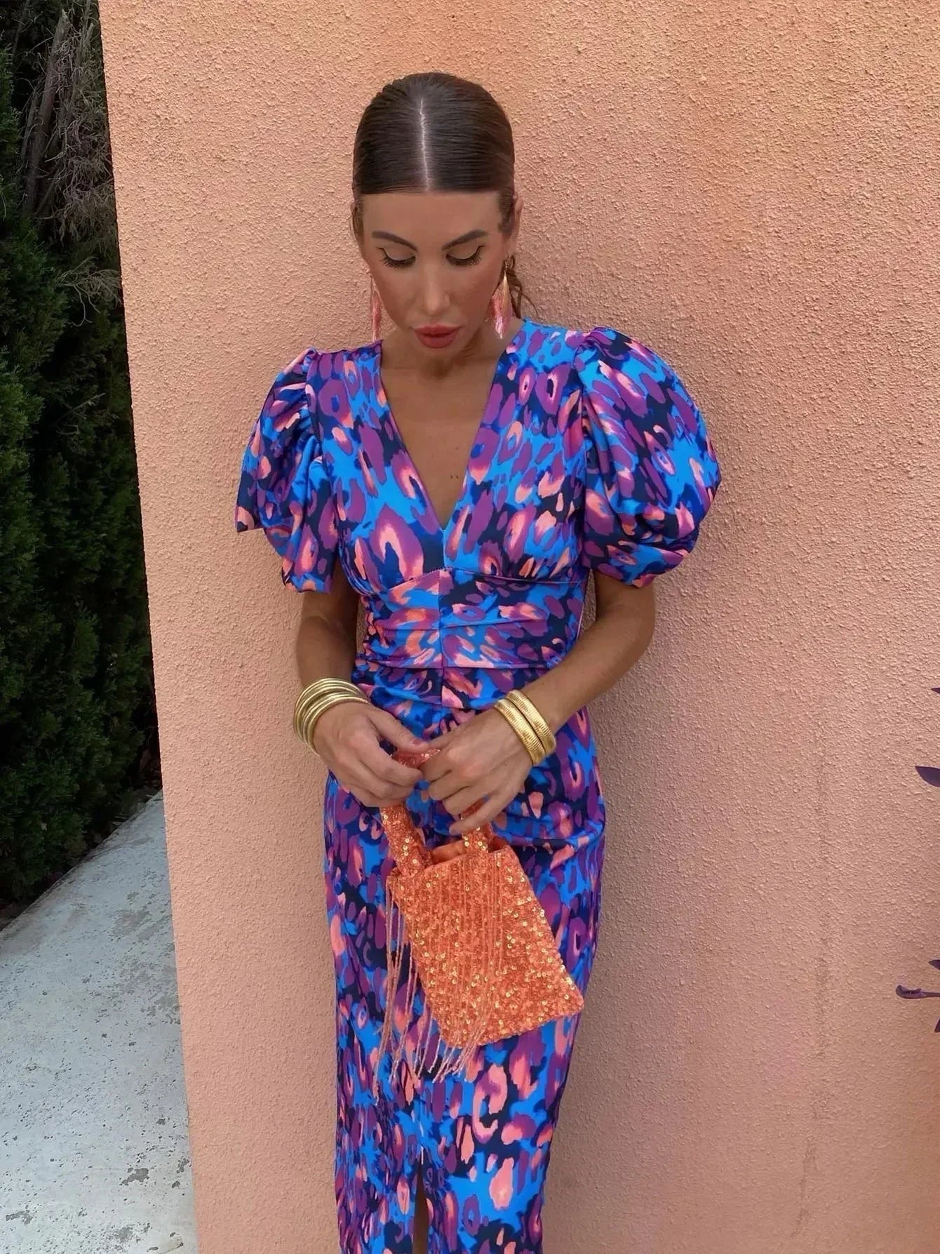 Printed Midi Dress with Puff Sleeves V Neck Fitted Elegant Shape